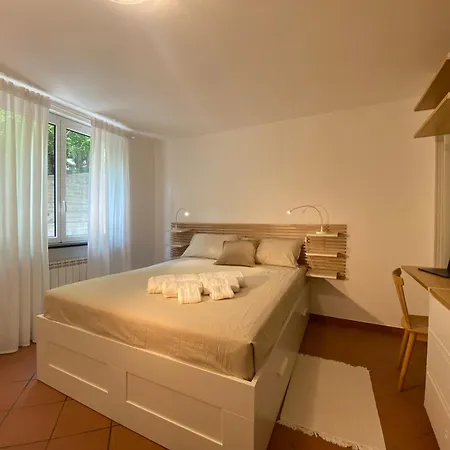 La Casa Nel Bosco - In Collina A 10 Minuti Dal Mare Apartman